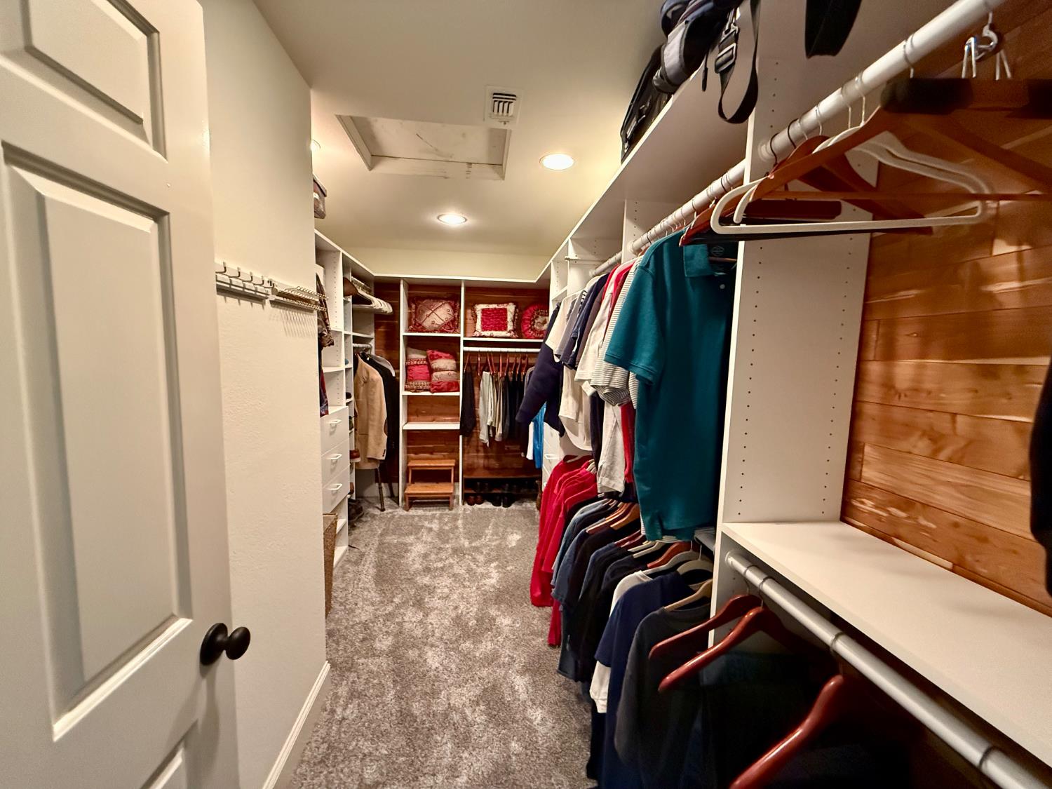 2555 W Bluff Ave #142, Fresno, CA 93711