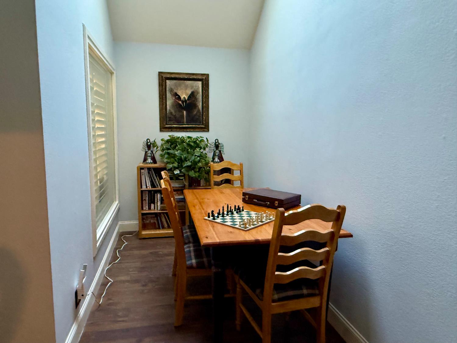 2555 W Bluff Ave #142, Fresno, CA 93711