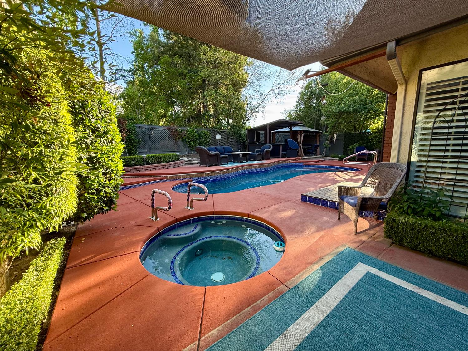 2555 W Bluff Ave #142, Fresno, CA 93711