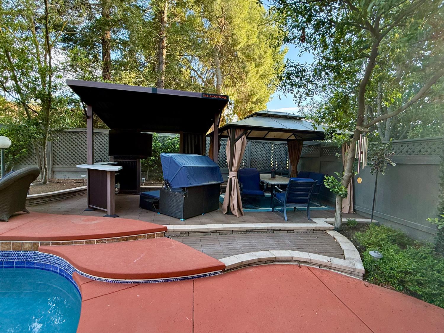 2555 W Bluff Ave #142, Fresno, CA 93711