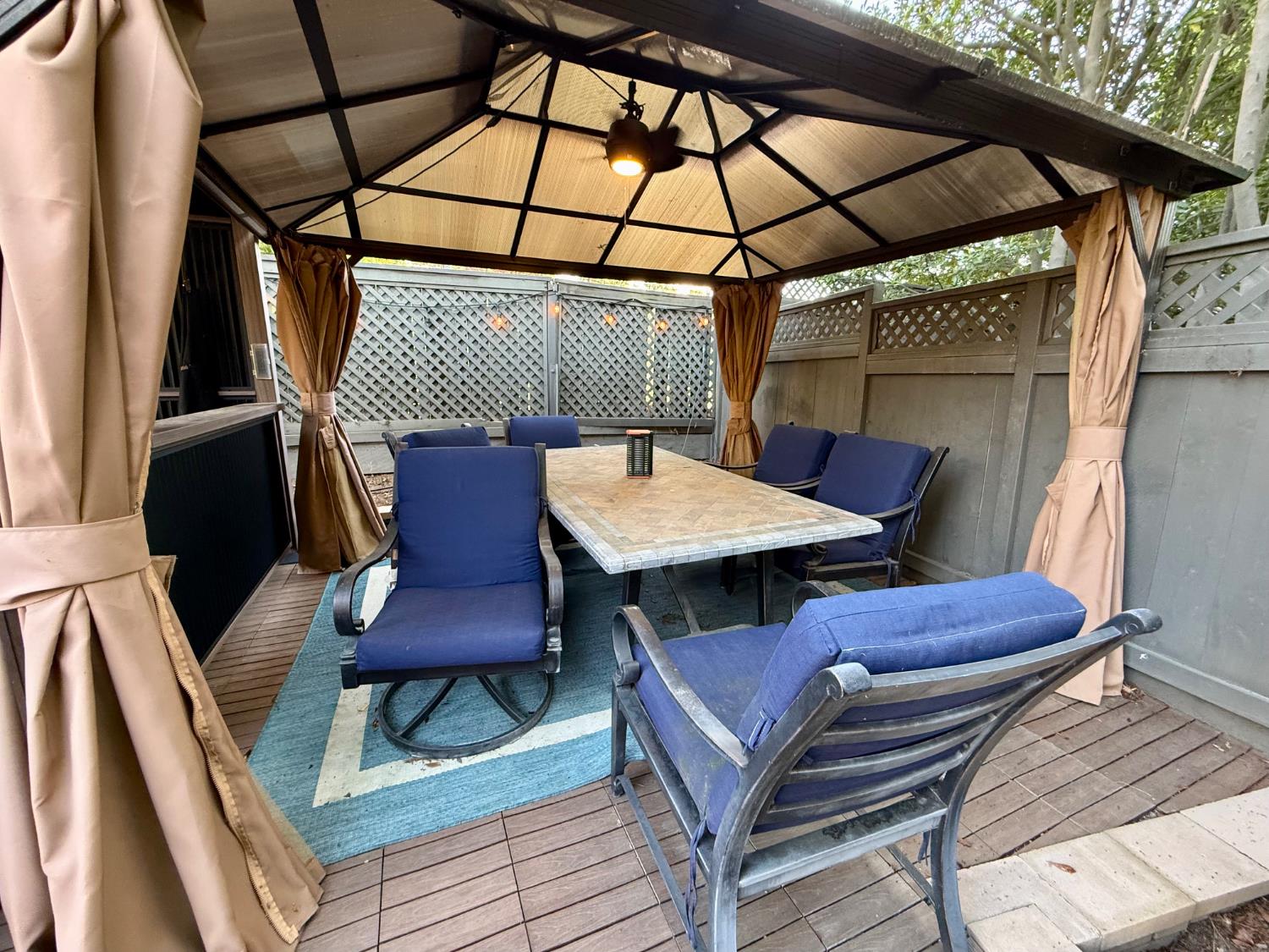 2555 W Bluff Ave #142, Fresno, CA 93711