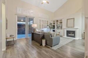 1608 N oliveto Ct, Visalia, CA 93291