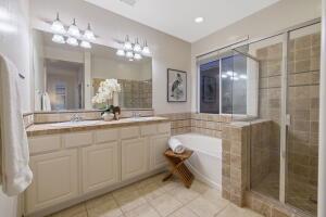 1608 N oliveto Ct, Visalia, CA 93291