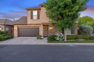 1608 N oliveto Ct, Visalia, CA 93291