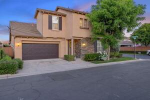 1608 N oliveto Ct, Visalia, CA 93291