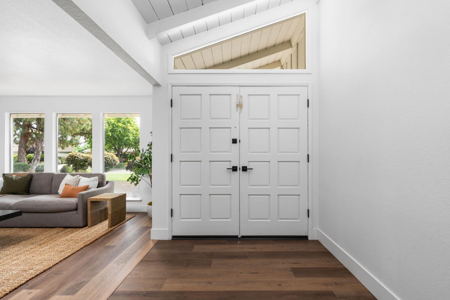 2626 W Scott Ave, Fresno, CA 93711