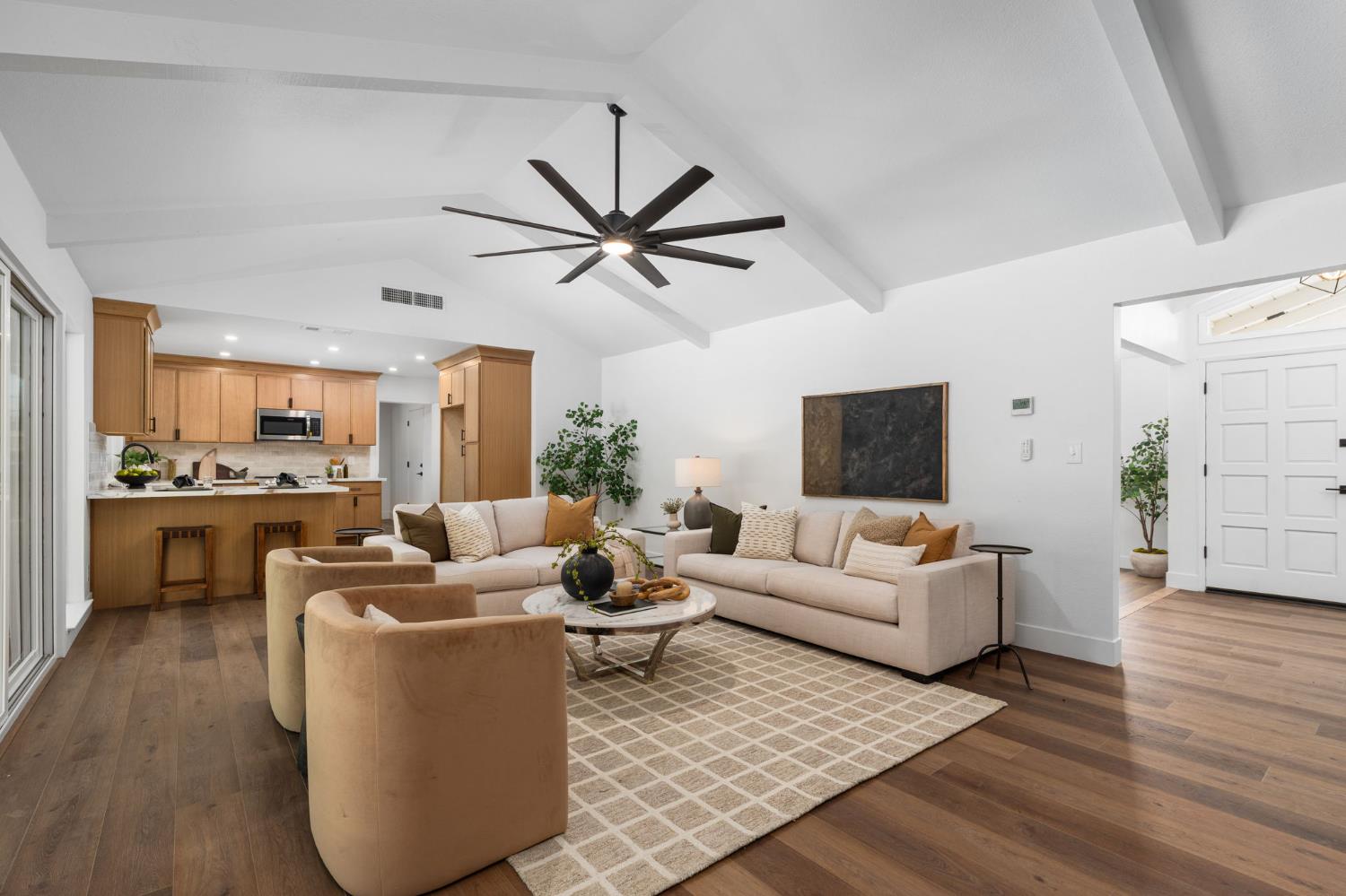 2626 W Scott Ave, Fresno, CA 93711