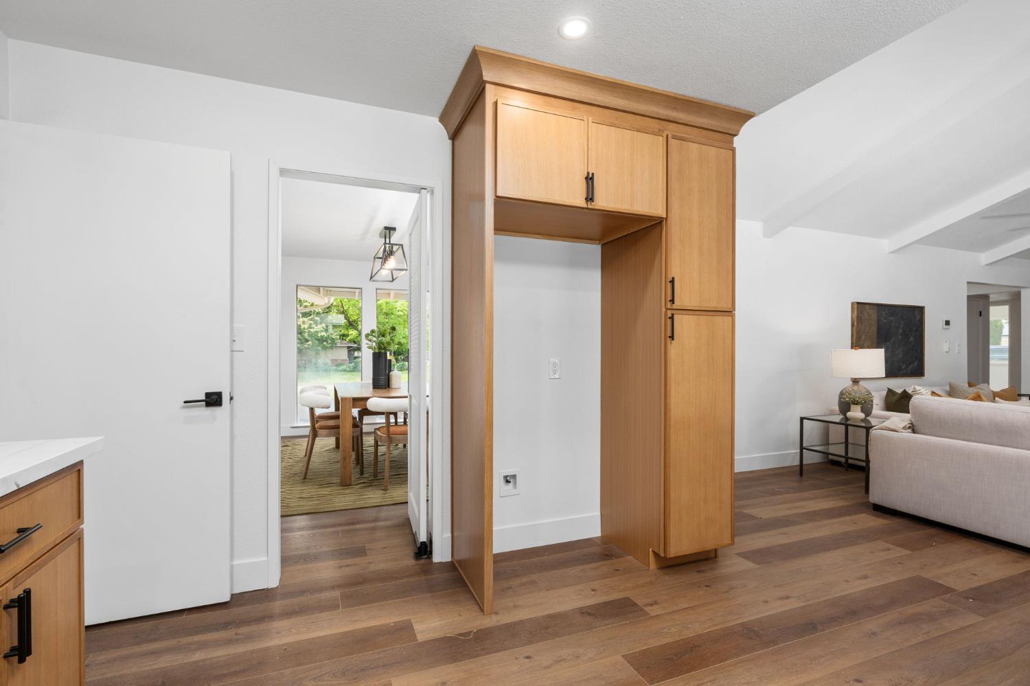 2626 W Scott Ave, Fresno, CA 93711