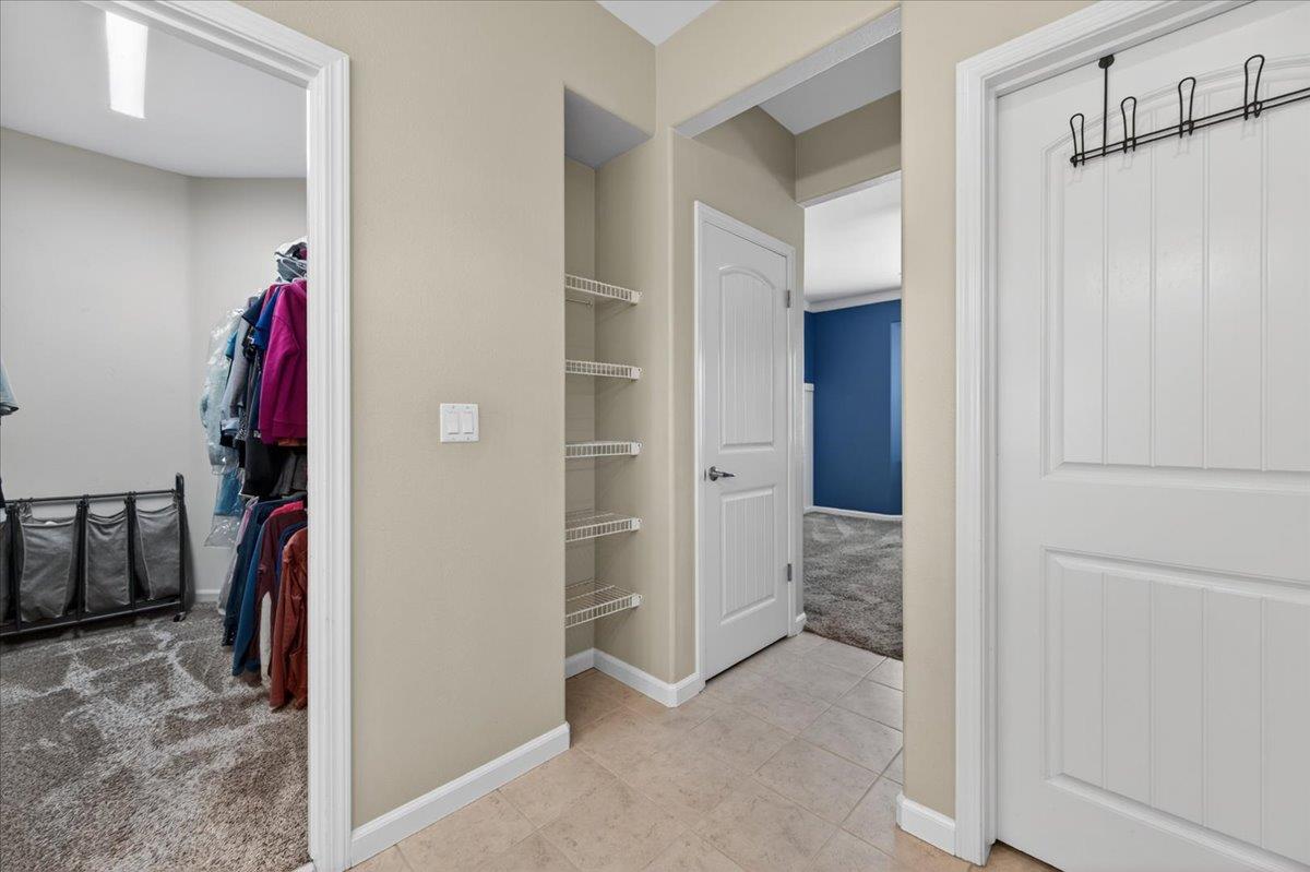 1776 N McPherson Ln, Clovis, CA 93619