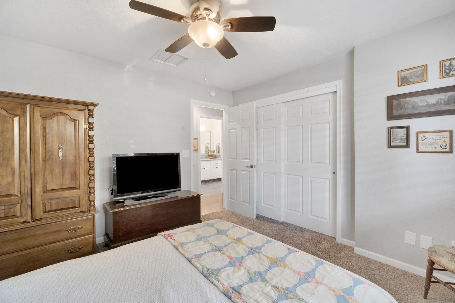 1367 E Decatur Ave, Fresno, CA 93720