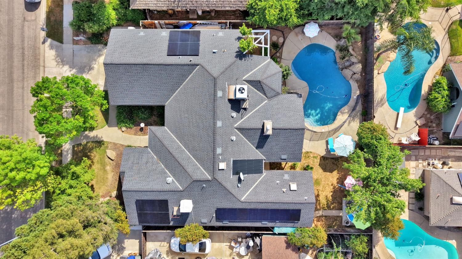 1367 E Decatur Ave, Fresno, CA 93720