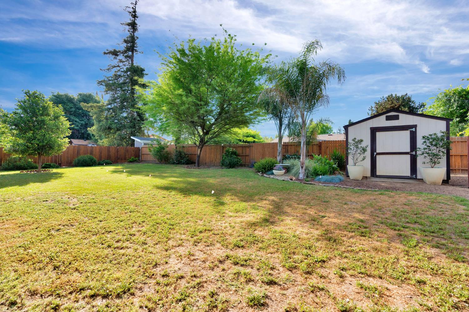 778 W Polson Ave, Clovis, CA 93612
