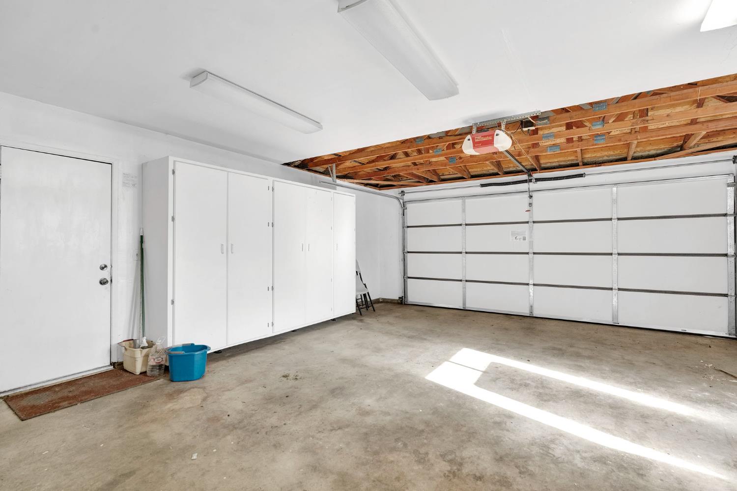 778 W Polson Ave, Clovis, CA 93612