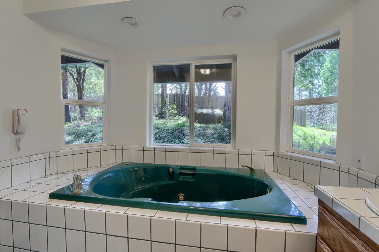 7174 Hites Cove, Mariposa, CA 95338