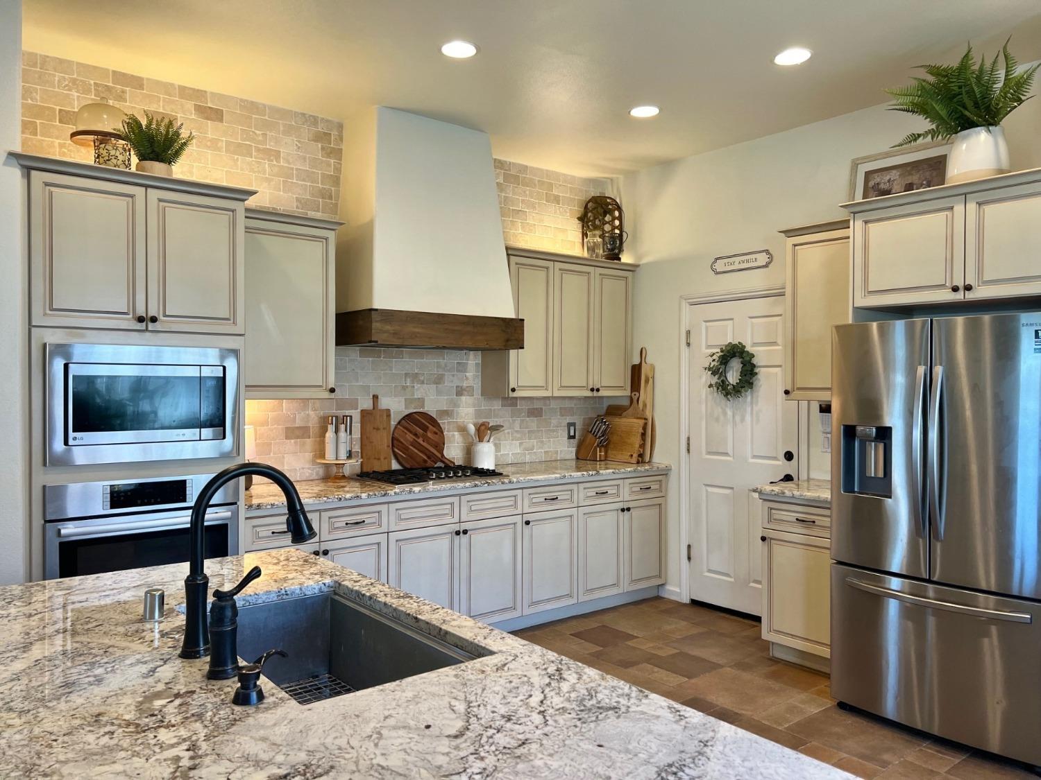 8730 Laguna St, Chowchilla, CA 93610