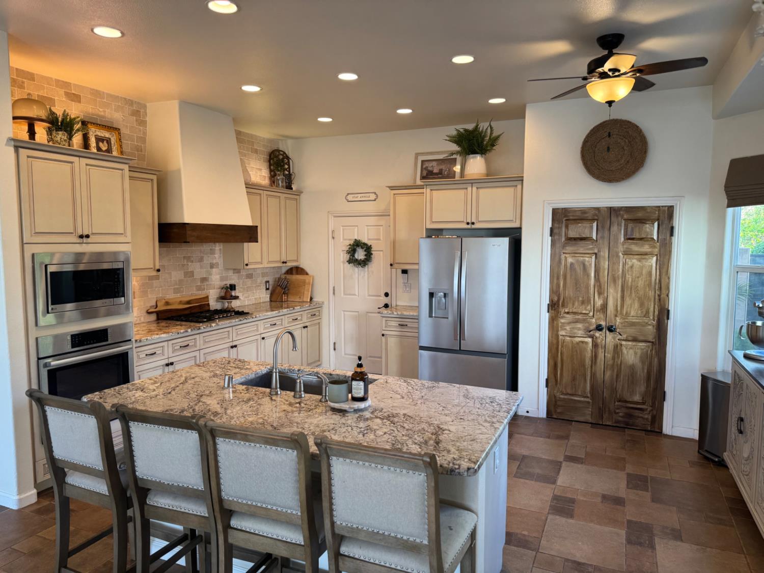 8730 Laguna St, Chowchilla, CA 93610