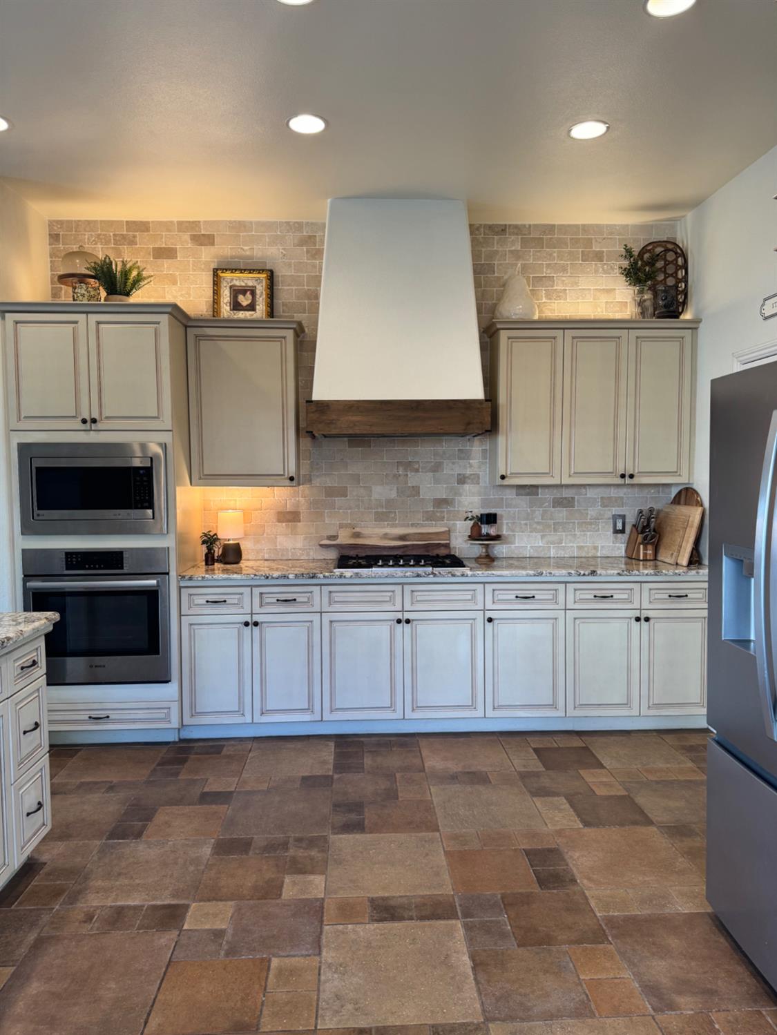 8730 Laguna St, Chowchilla, CA 93610