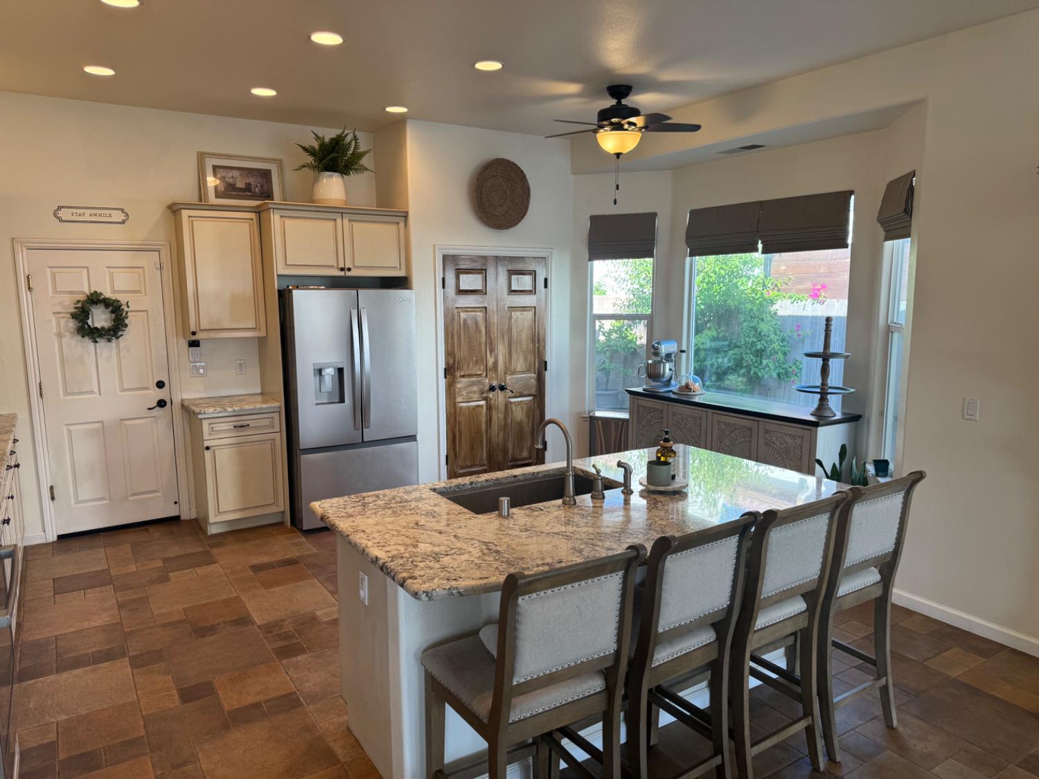 8730 Laguna St, Chowchilla, CA 93610