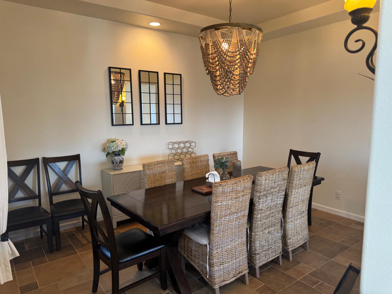 8730 Laguna St, Chowchilla, CA 93610