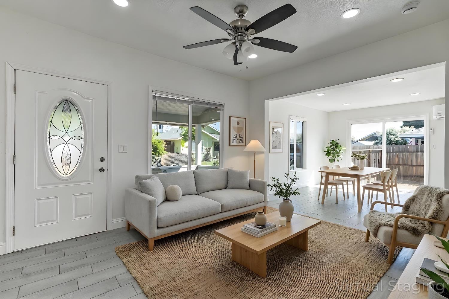 272 Pleasant St, Lindsay, CA 93247