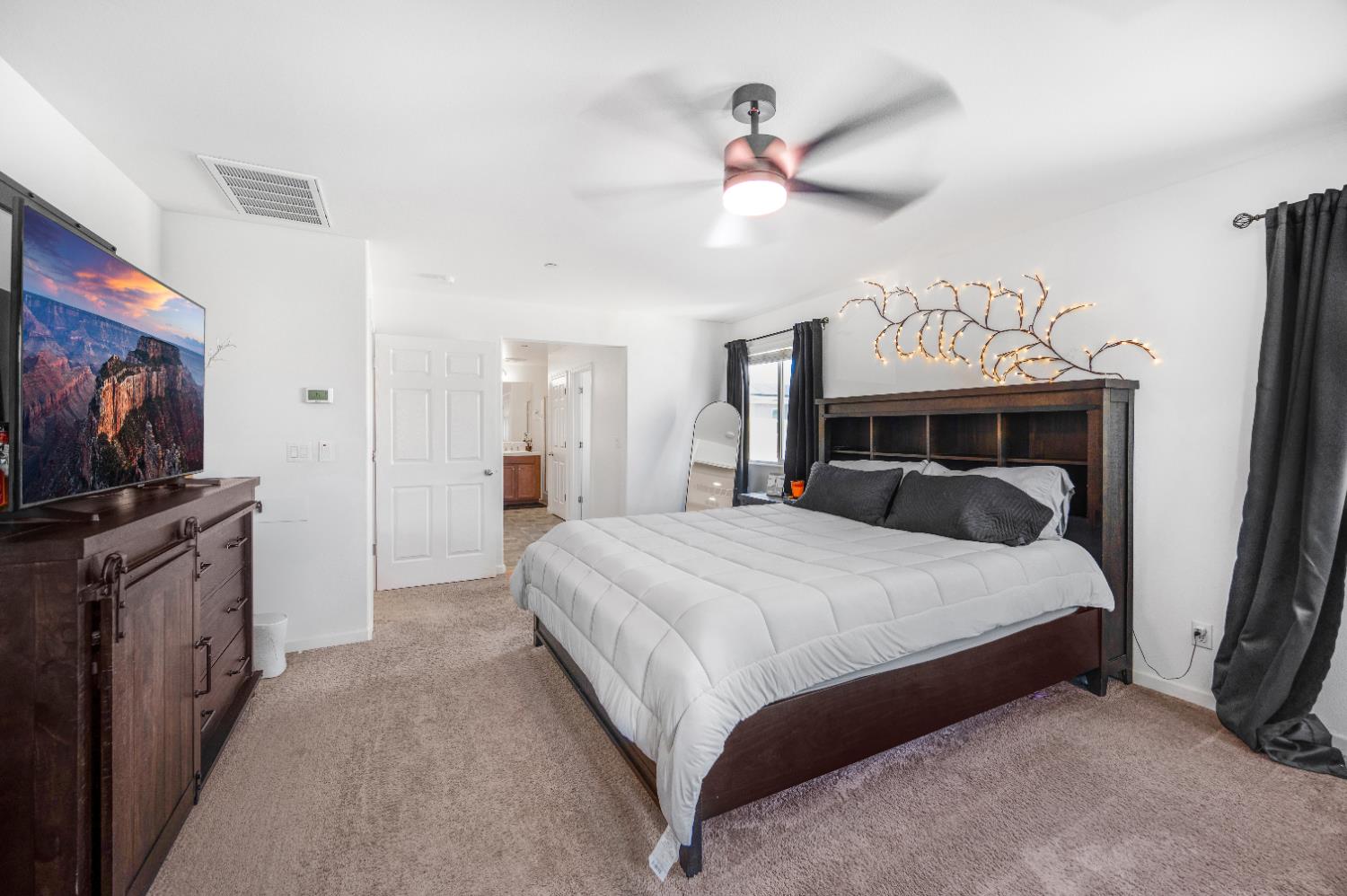 7430 E Cornell Ave, Fresno, CA 93737