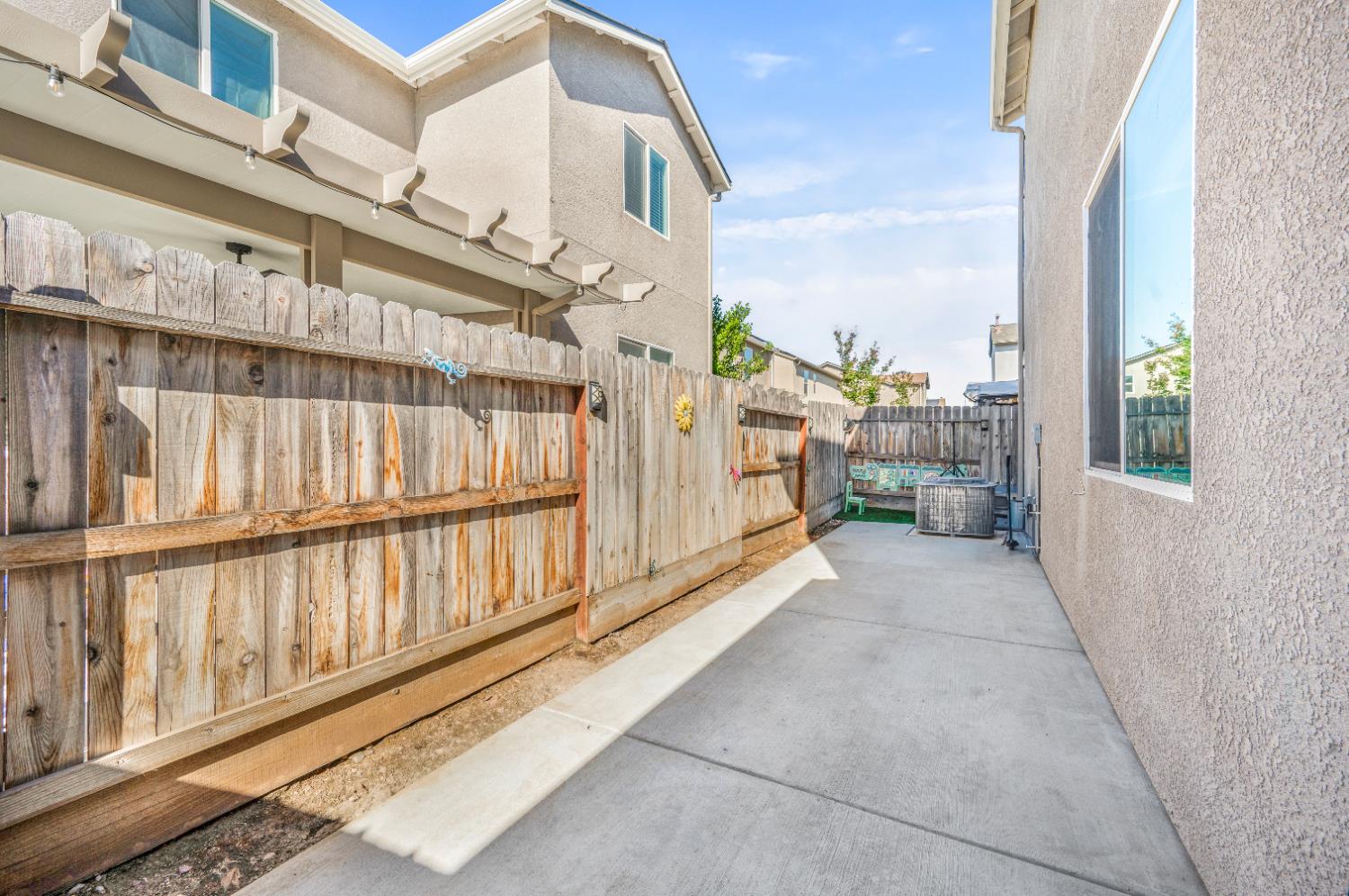 7430 E Cornell Ave, Fresno, CA 93737