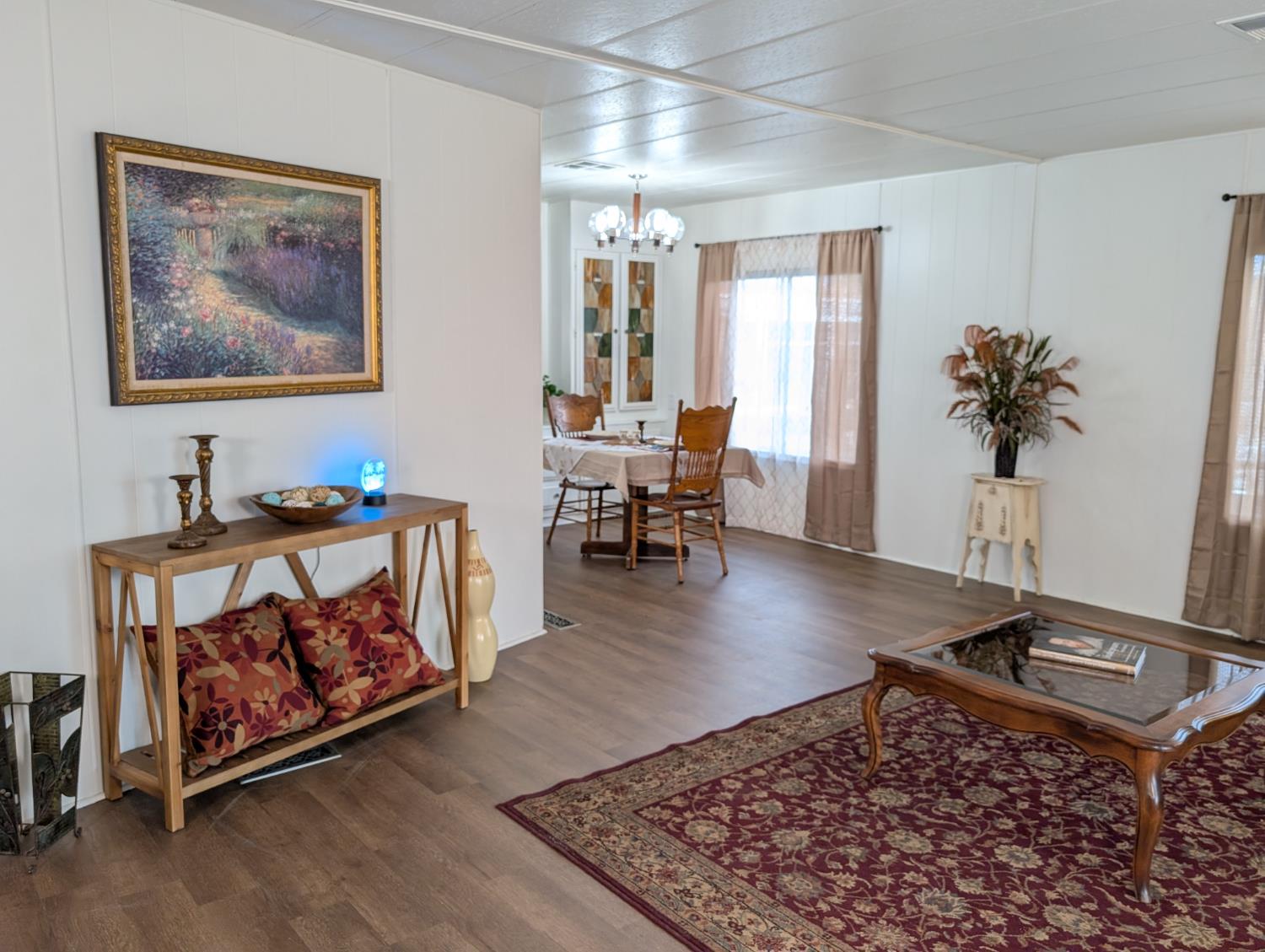 1001 Sylmar #30, Clovis, CA 93612