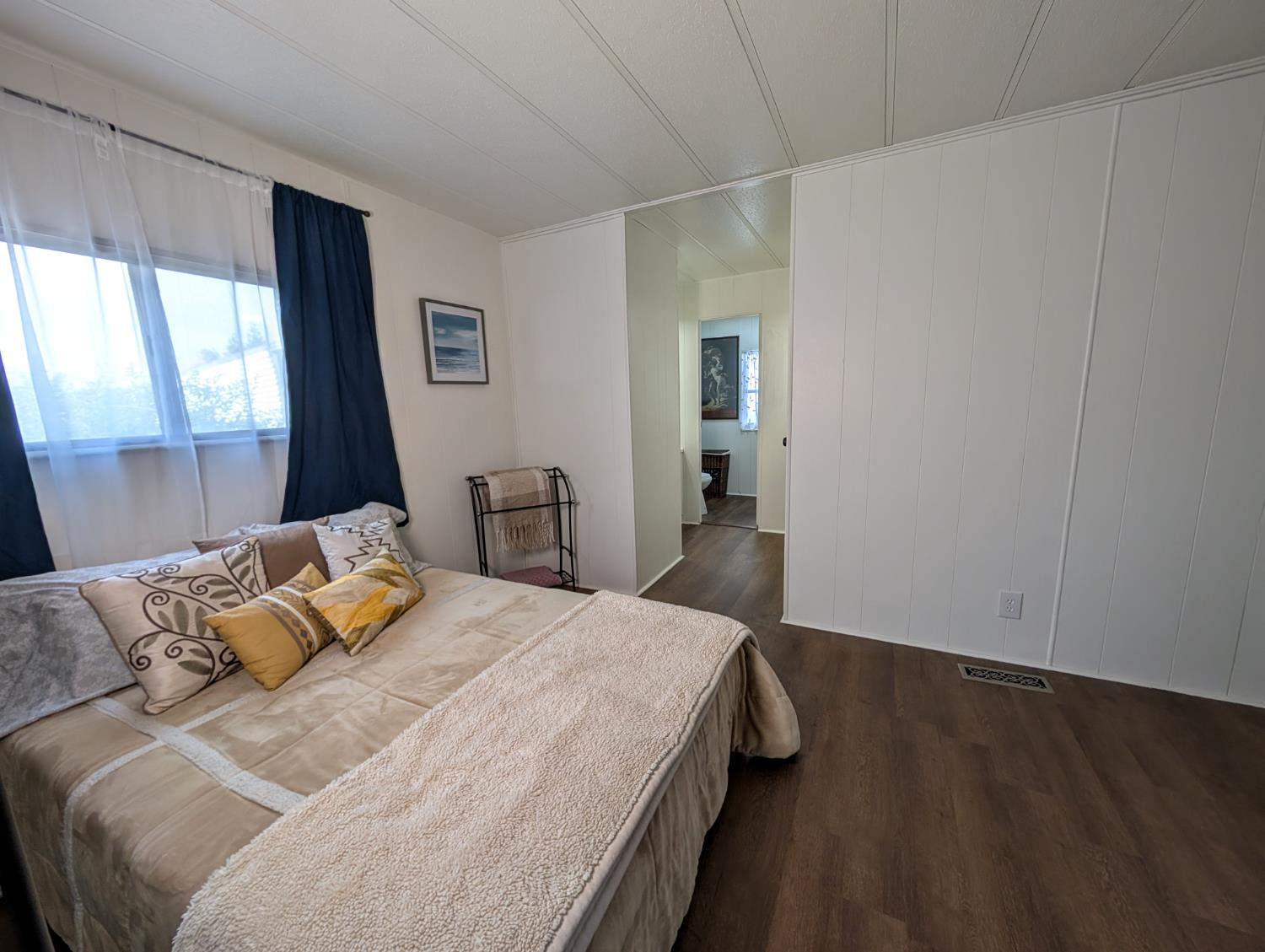 1001 Sylmar #30, Clovis, CA 93612