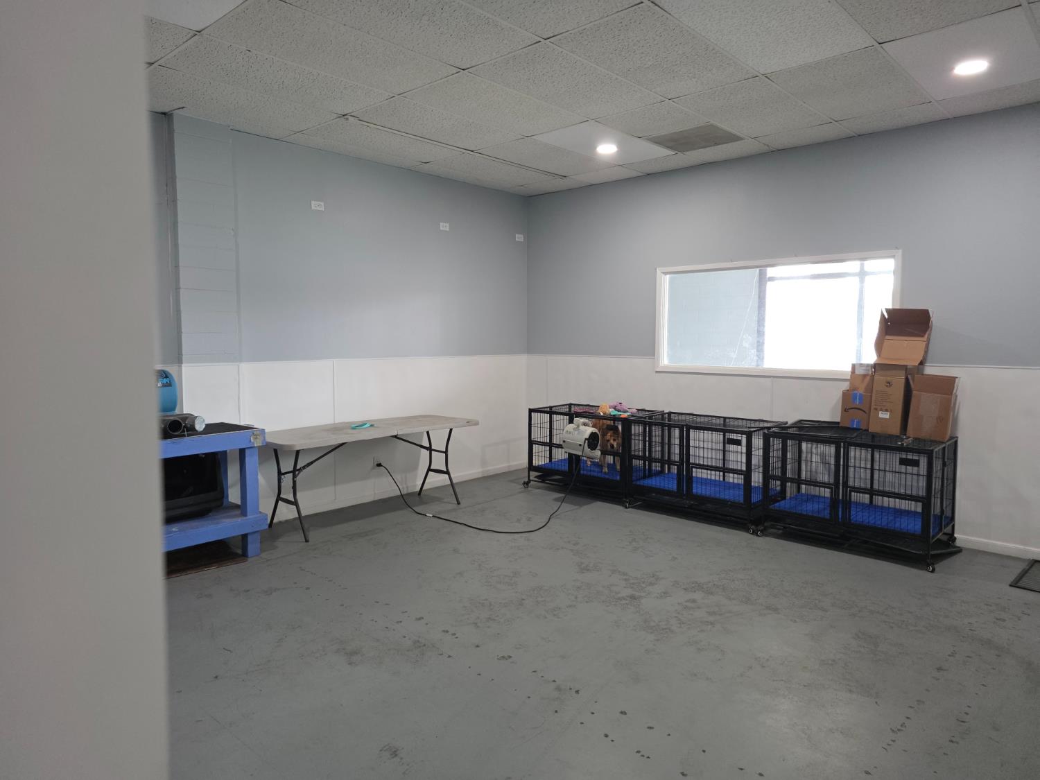 5710 E Kings Canyon Rd, Fresno, CA 93727