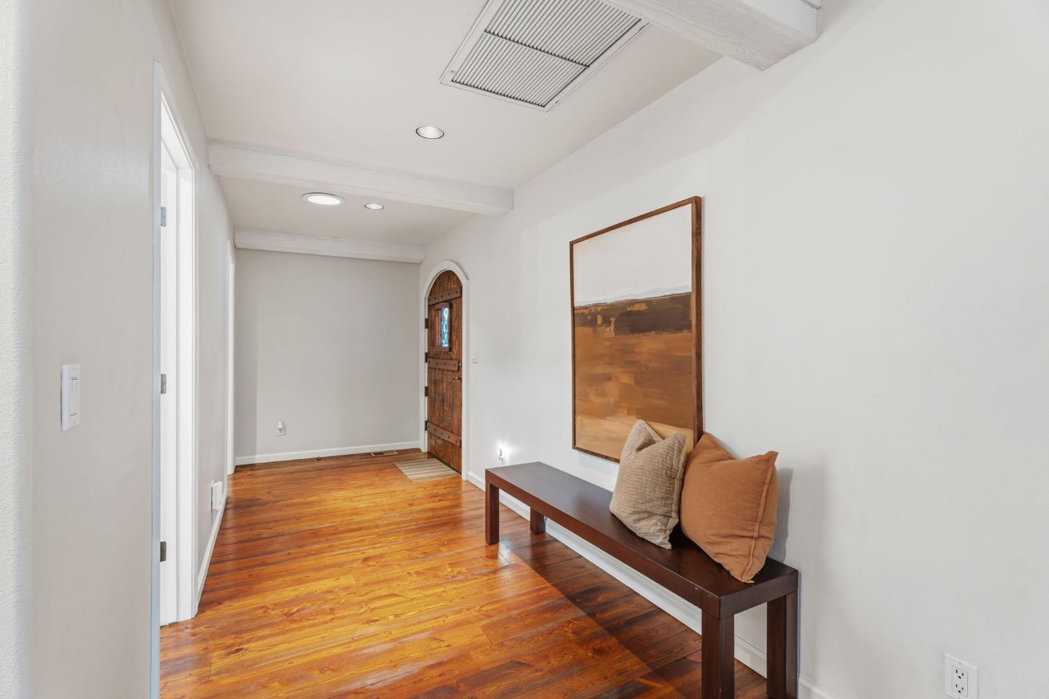 45012 Mockingbird Ln, Oakhurst, CA 93644