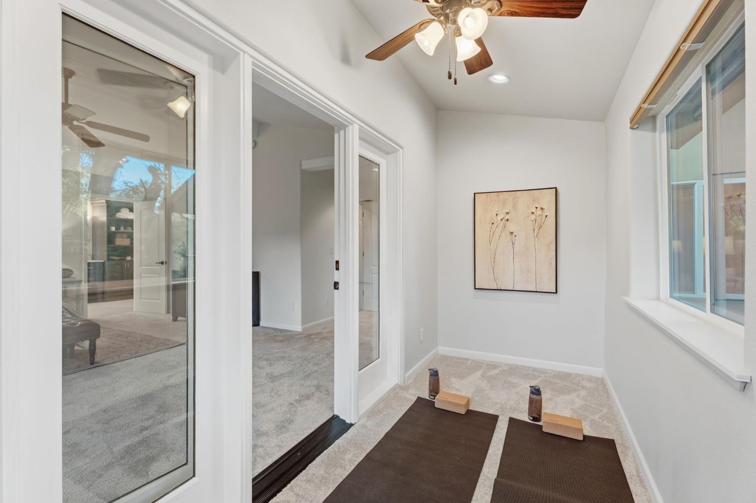 45012 Mockingbird Ln, Oakhurst, CA 93644