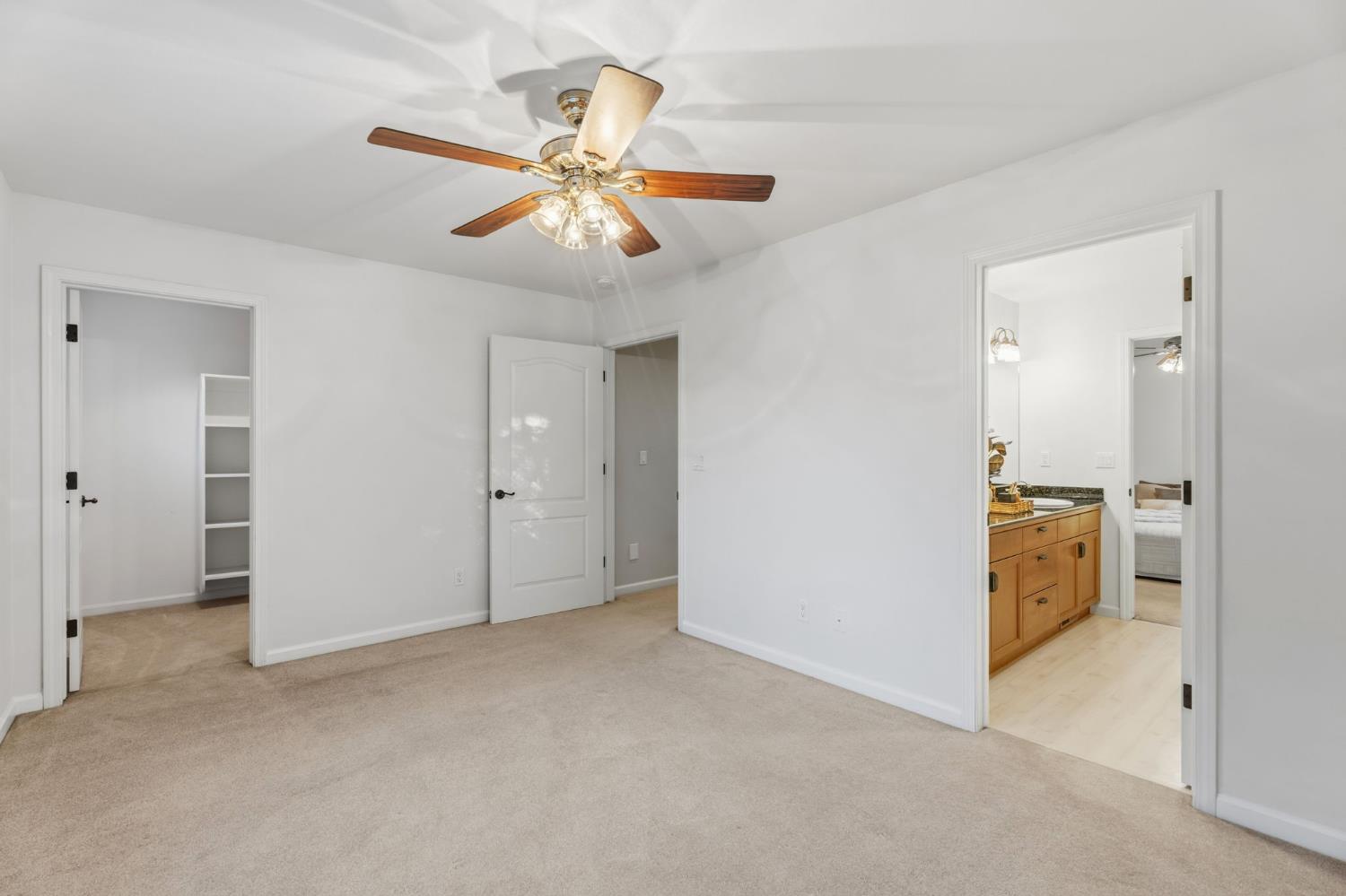 45012 Mockingbird Ln, Oakhurst, CA 93644