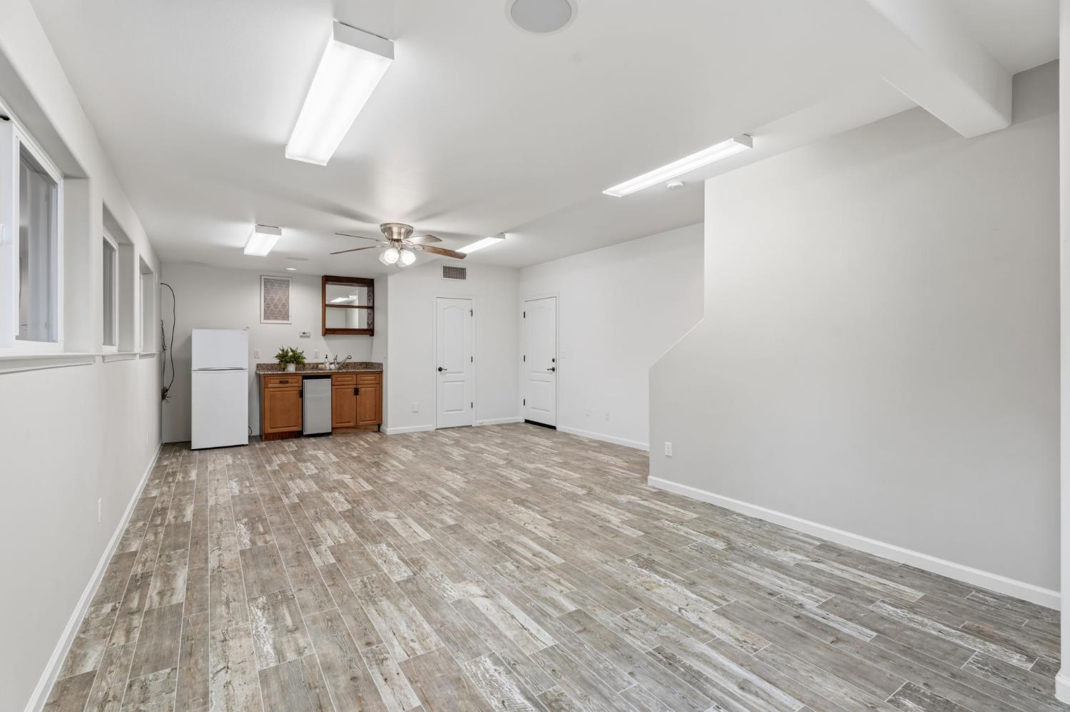 45012 Mockingbird Ln, Oakhurst, CA 93644