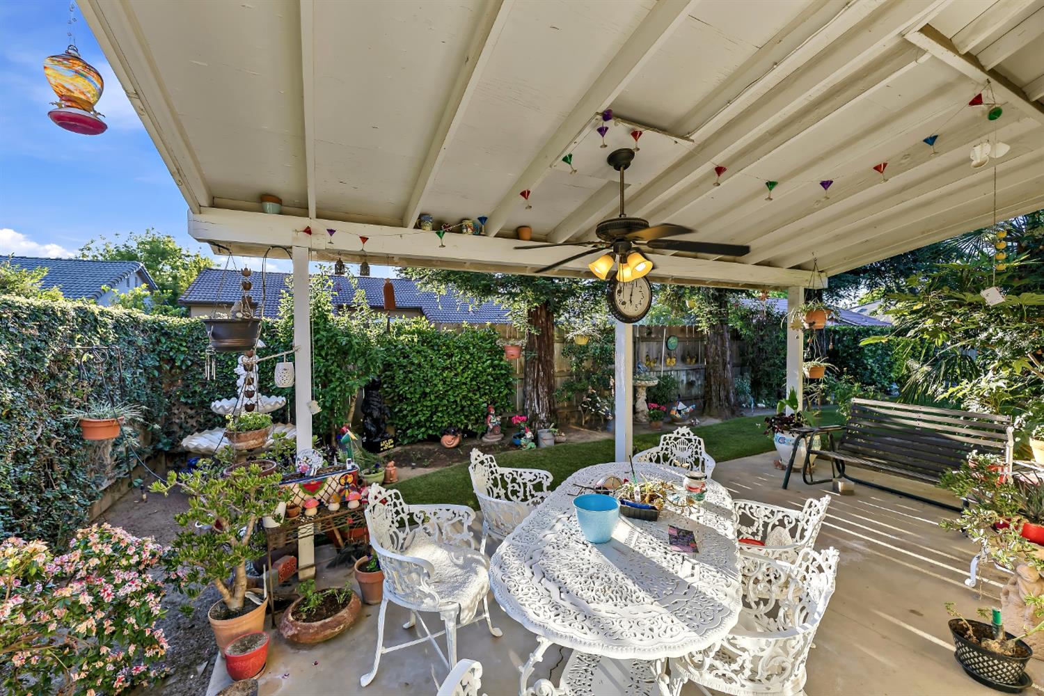 8613 N Whitney Ave, Fresno, CA 93720