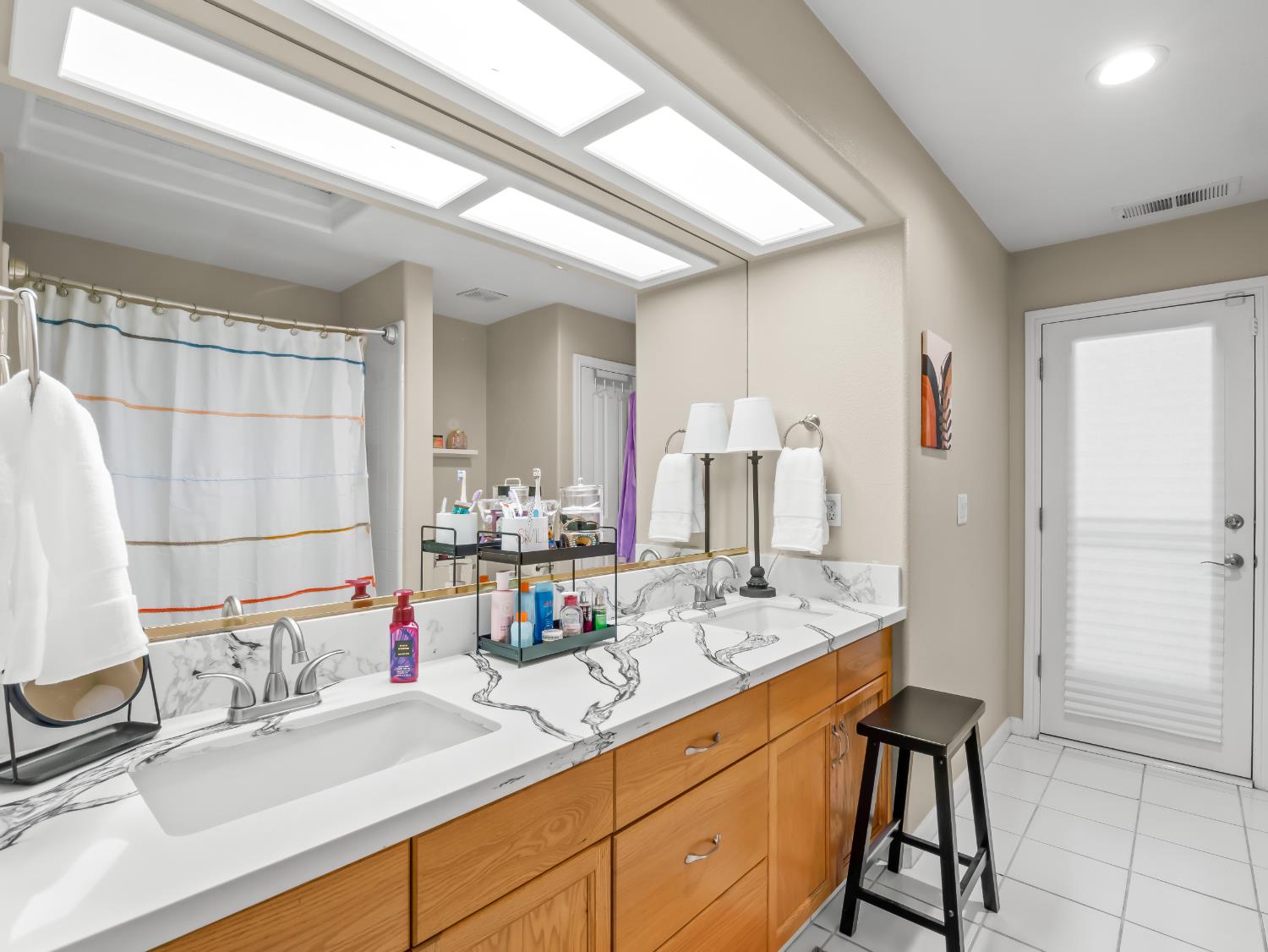 2690 Joshua Ave, Clovis, CA 93611