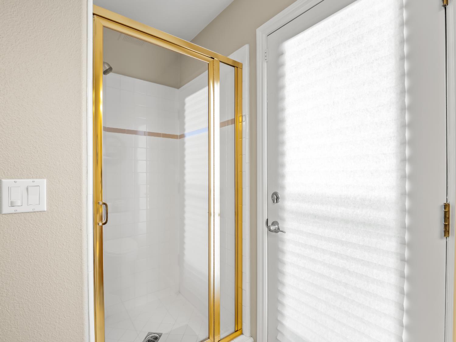 2690 Joshua Ave, Clovis, CA 93611