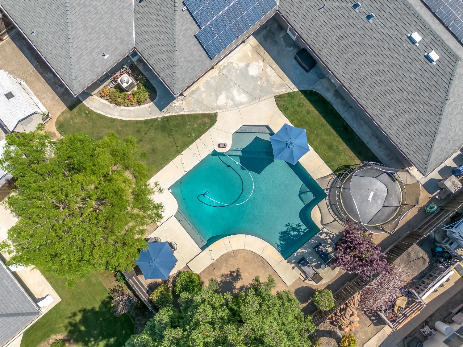 2690 Joshua Ave, Clovis, CA 93611