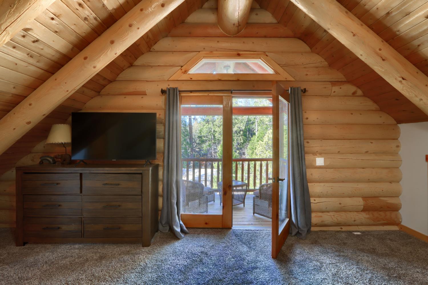 39667 W Idylwild, Bass Lake, CA 93604