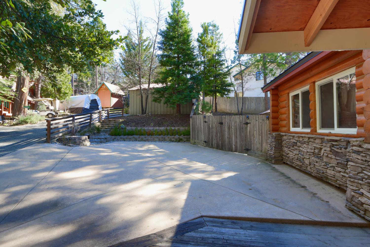 39667 W Idylwild, Bass Lake, CA 93604