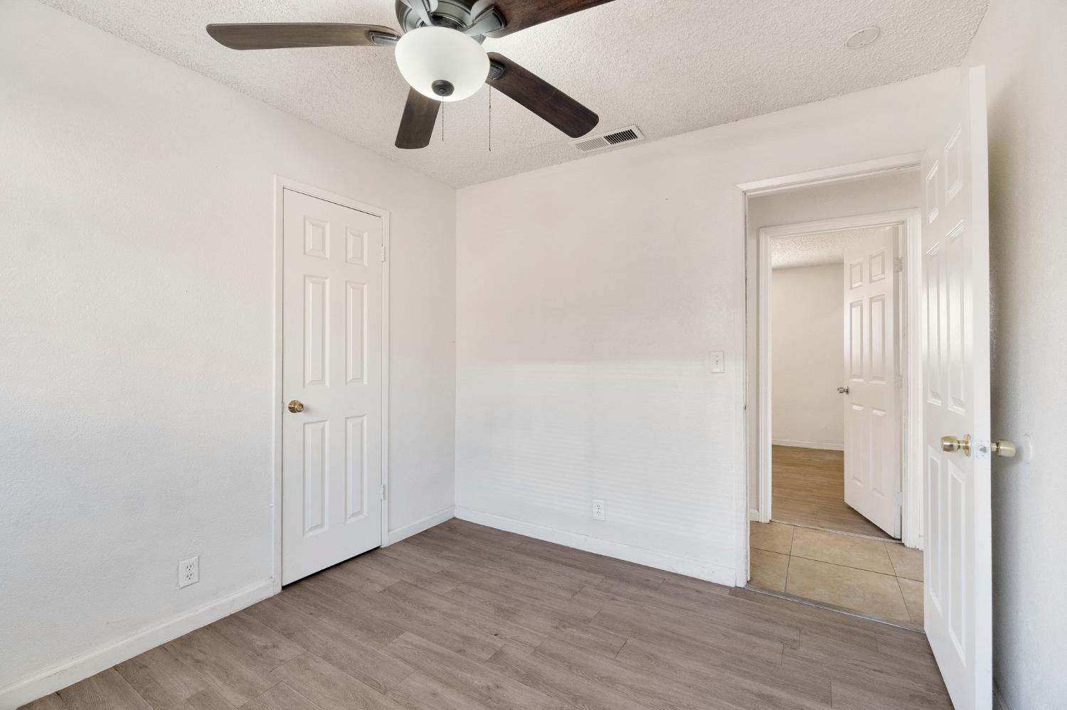 2151 S Bardell Ave, Fresno, CA 93706