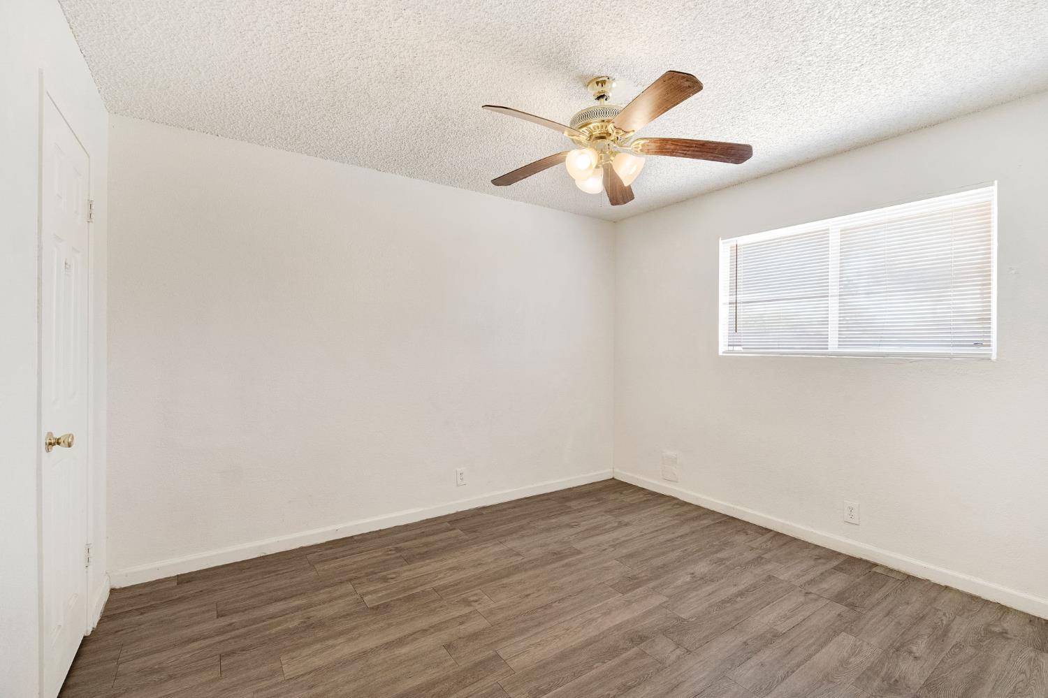 2151 S Bardell Ave, Fresno, CA 93706