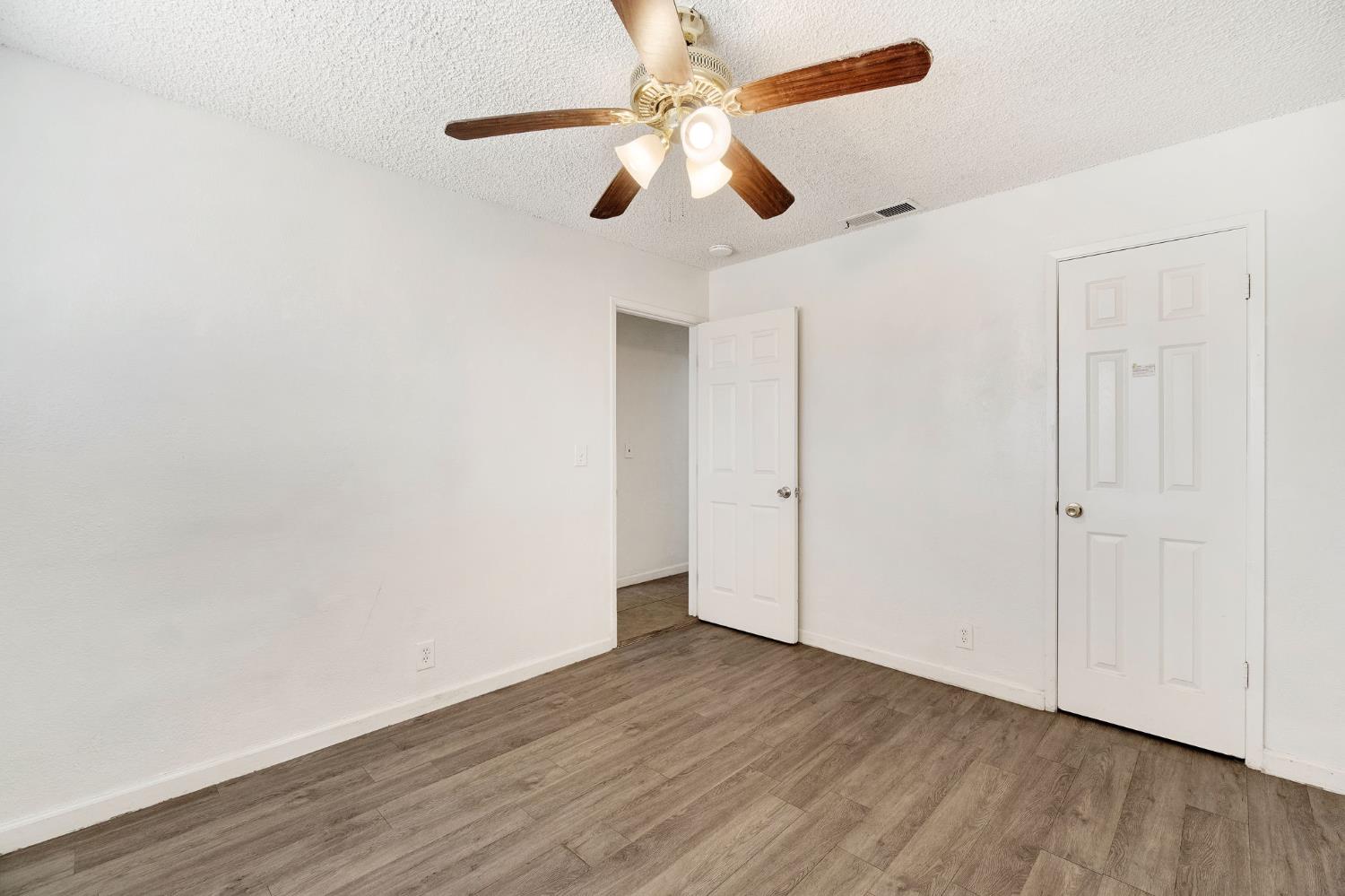 2151 S Bardell Ave, Fresno, CA 93706