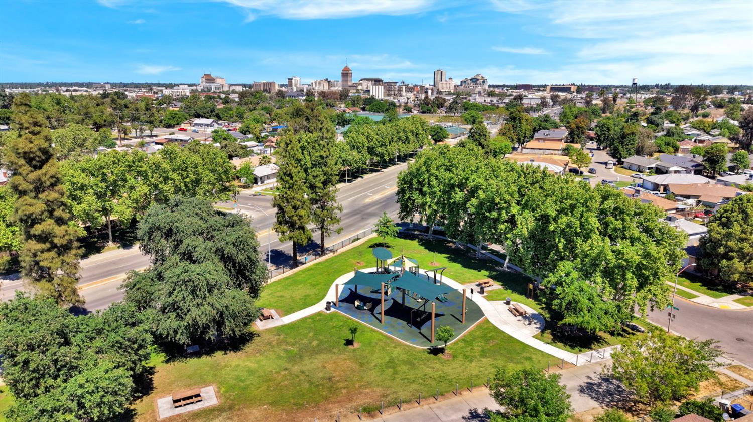 2151 S Bardell Ave, Fresno, CA 93706