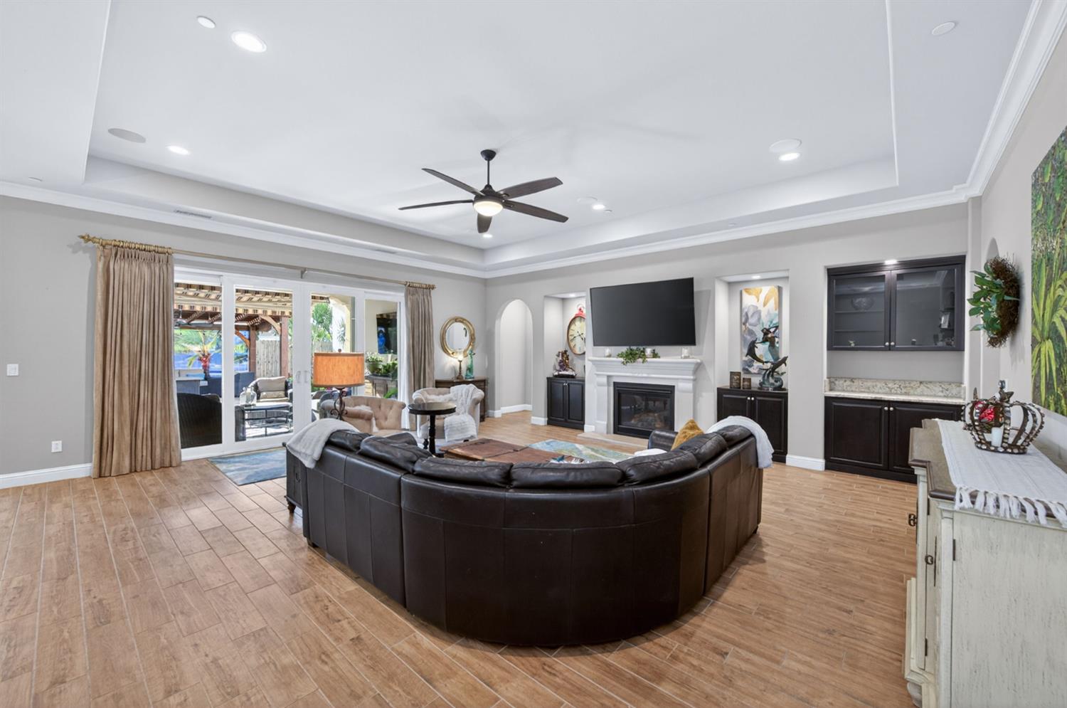 1462 N Twinberry Ave, Clovis, CA 93619