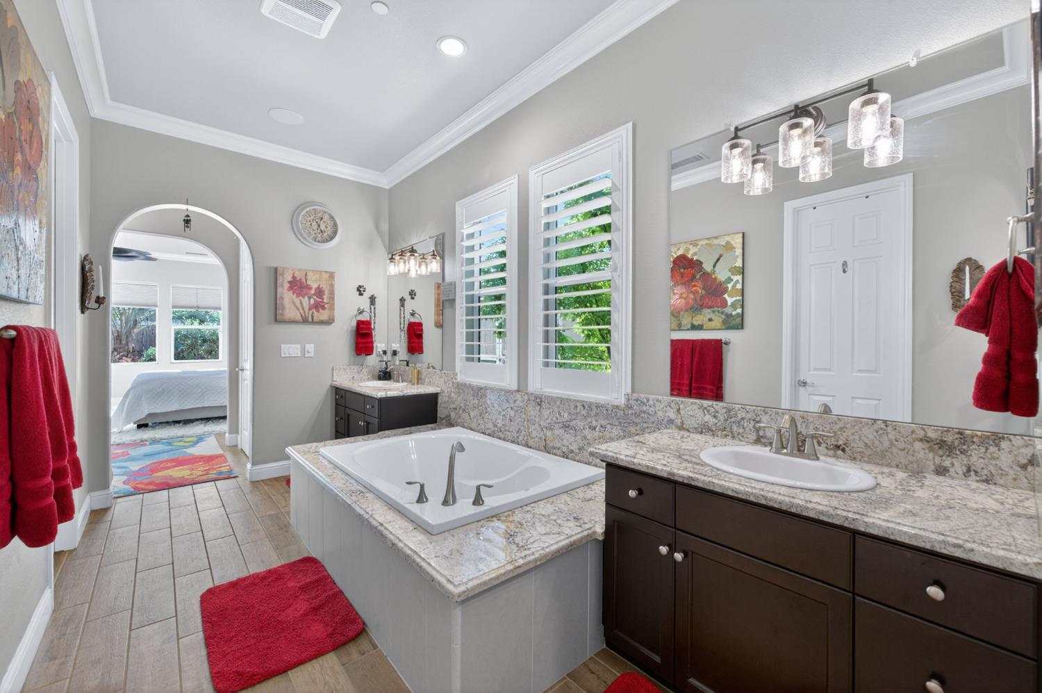 1462 N Twinberry Ave, Clovis, CA 93619