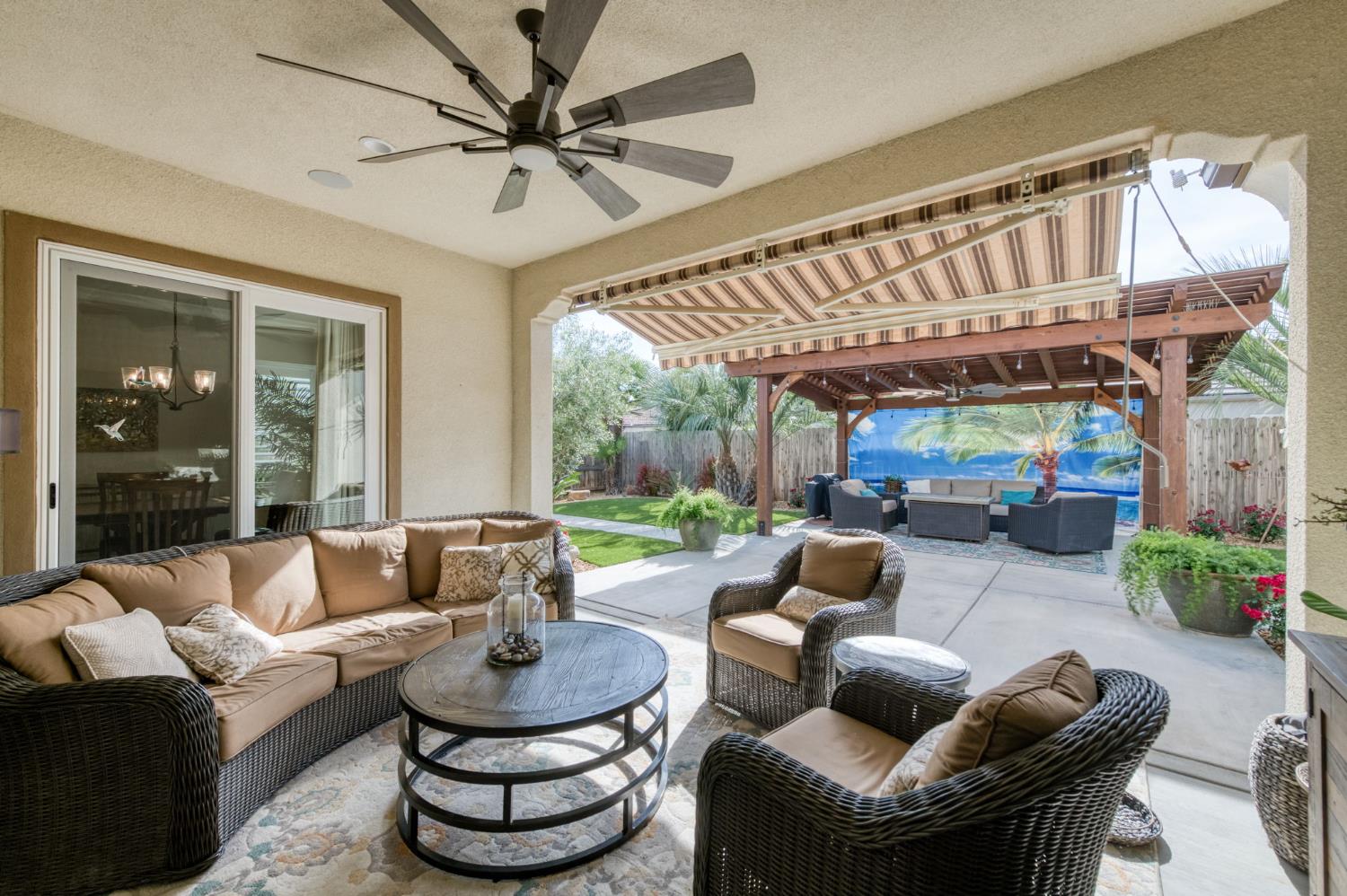 1462 N Twinberry Ave, Clovis, CA 93619