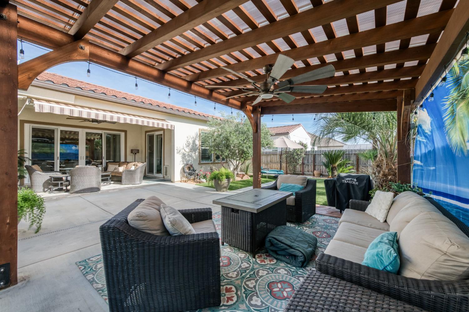 1462 N Twinberry Ave, Clovis, CA 93619