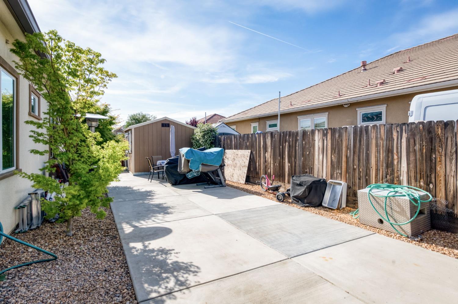 1462 N Twinberry Ave, Clovis, CA 93619