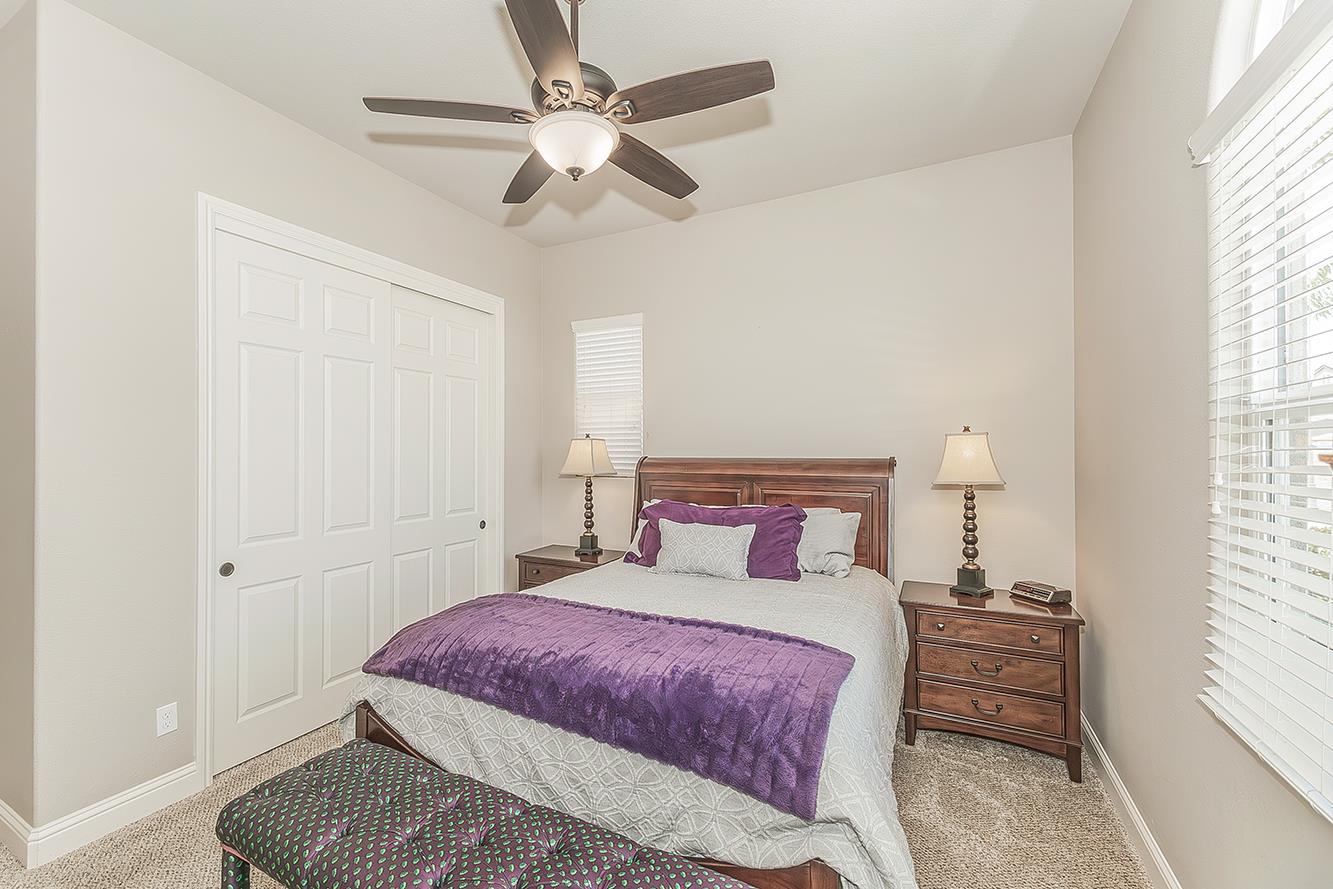 3160 Salem Ave, Clovis, CA 93619