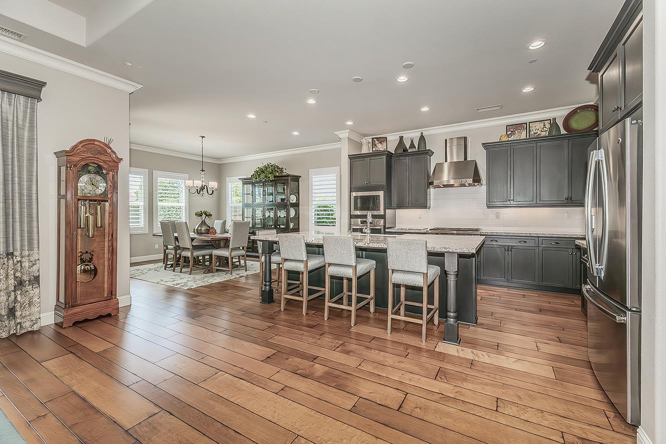 3160 Salem Ave, Clovis, CA 93619